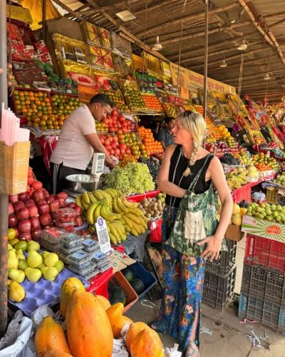 shopping in jaipur's fruit market